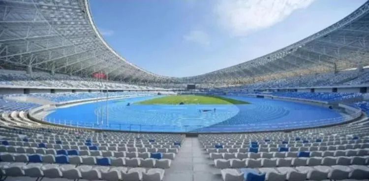 Стадион Спортен център Steel Design